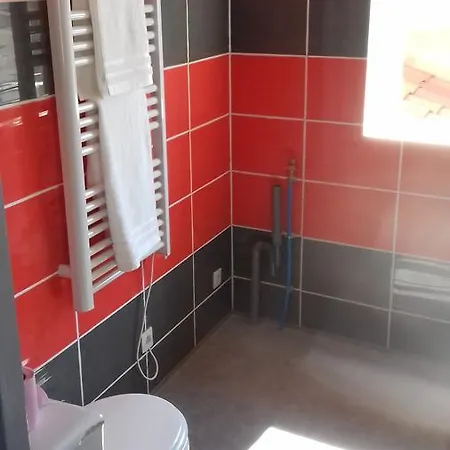 La Hall Lägenhet Thiers